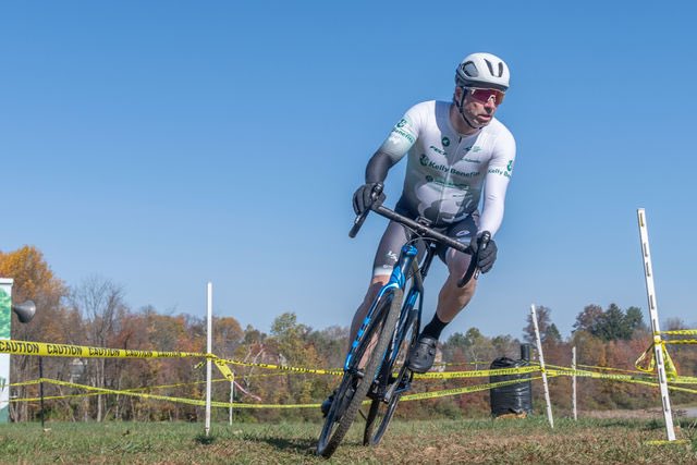 AngryHugo's tweet photo. I probably should have tried on my skinsuit before racing in it. #snug https://t.co/w57TPRe9oP