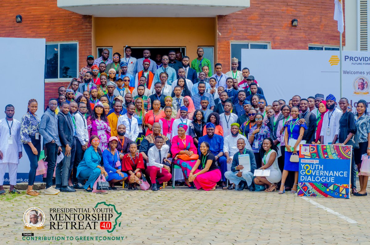 ooplydc's tweet photo. We have seen the importance caring African leaders and young people can make in each other's lives.
#PresidentialYouthMentorshipRetreat #PYRM4
#MentorshipWithOBJ #YouthCentre
#ooplydc https://t.co/7MqtbjFalg