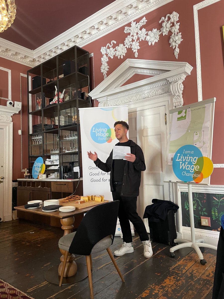 LivingWageUK's tweet image. We had a great morning at the #LivingWage in #hospitality roundtable @HoStBarnabas exploring the challenges facing the industry &amp;amp; how the real #LivingWage can be at the heart of the solution. Thanks to all speakers &amp;amp; guests for an open and thought-provoking discussion!