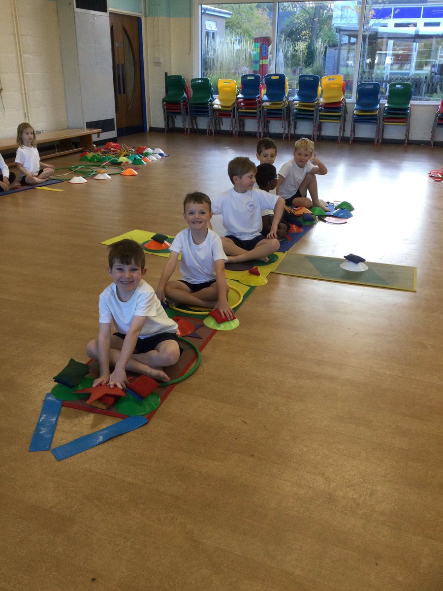 HAprimaryschool's tweet photo. Class 1 created rockets to travel to the moon today, what fantastic imaginations! https://t.co/il9ktAiNn9