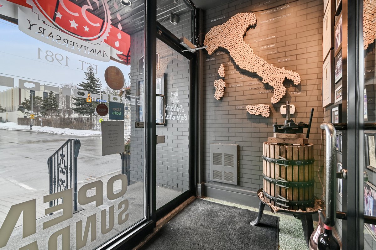 Open 11:30 - 10:00!

See you soon!