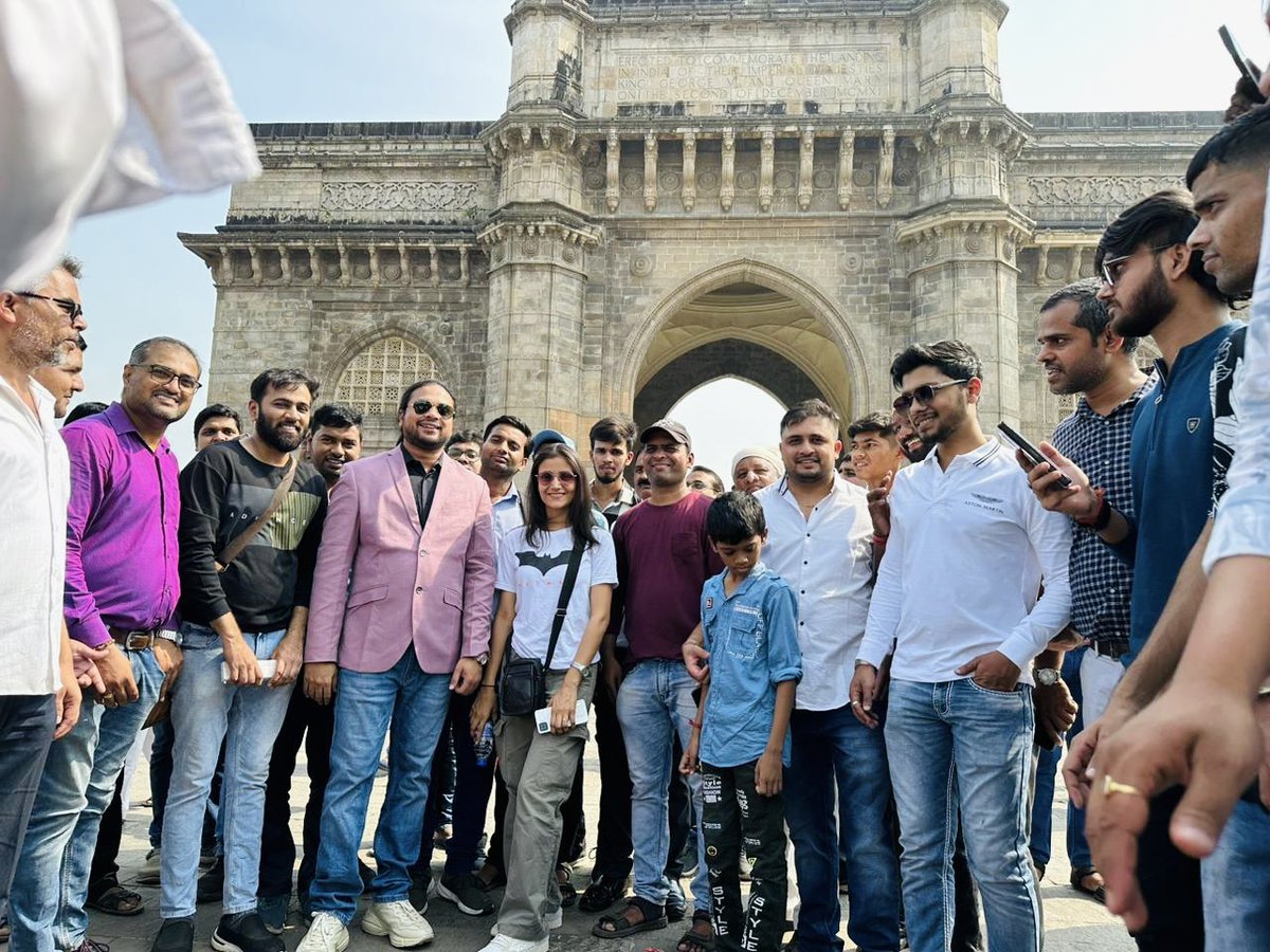 DaddyInvesting's tweet photo. Mumbai meetup !! 
Had a casual meet and greet with community members from #mumbai 
It was great seeing  and listening to you all. Here are some glimpses : 
Comment, who all want to meet and in which city https://t.co/1zZR26bJk3