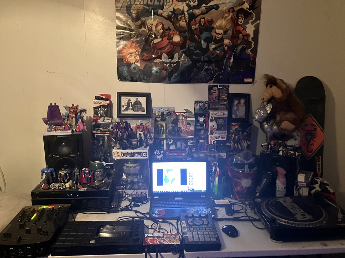 Stickwith_stuck's tweet photo. Trying to get my workstation back in order https://t.co/rhzvh99uKB