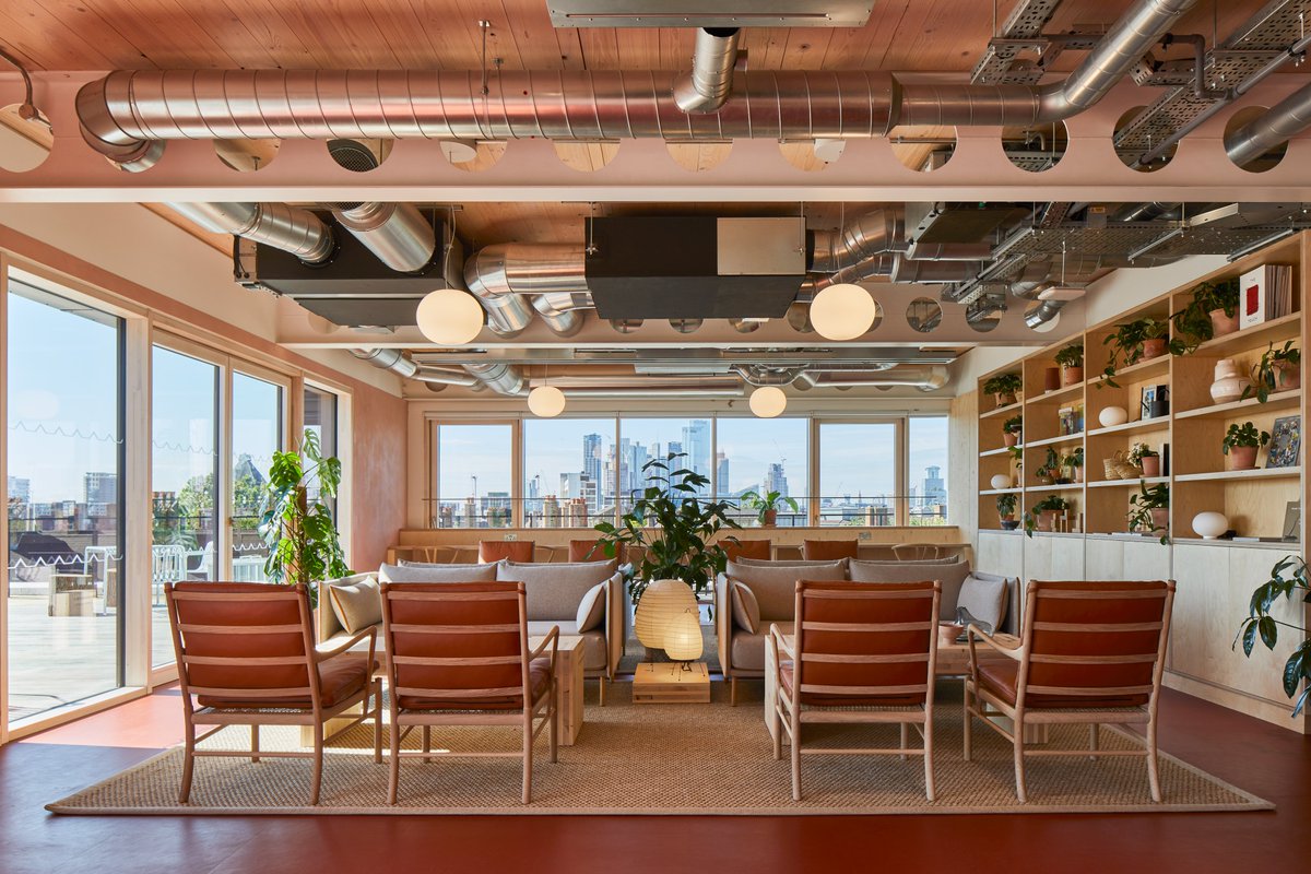 Looking for new office space? We've picked out the 7 key things to consider when looking for your company's new home &gt;&gt; storey.co.uk/our-latest-sto…

#FlexibleOffice #OfficeLondon #ThisIsStorey