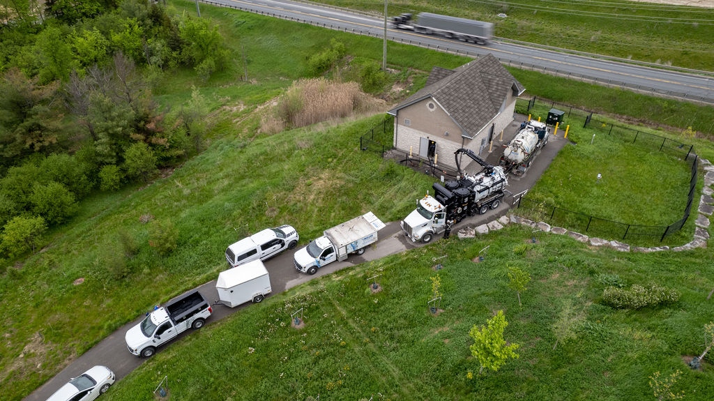 That's a lot of trucks to keep one development of homes freely flowing of waste water. We're proud to have a full fleet to serve you at the highest level.

#wastewatertreatmentplant #cleanoutservices #tankstorage #vactrucks #VOR #emergency #ontario
#cleanout #vacservices