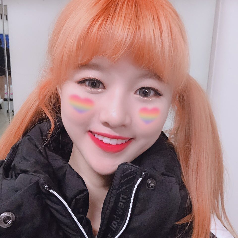 Hoy me toca celebrar el #t𝜔iᥒƙꮪ𑣿9th𝑐omē𝐛ac𝑘 y yo vengo con mucha alegría lista para cantar #ʮ𝒆𝒔·𝒐𝒓·ƴɛs̱ a todo pulmón hasta quedarme sin voz 

♡⠀ּ⠀𝗯𝗲𝘂᪶𝘁𝘆 #Chise