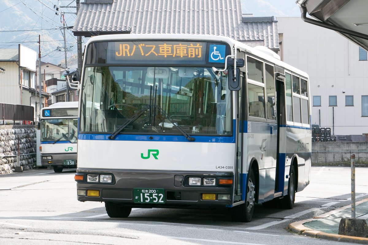 バス FSJ2HYgaMAI6pGW.jpg