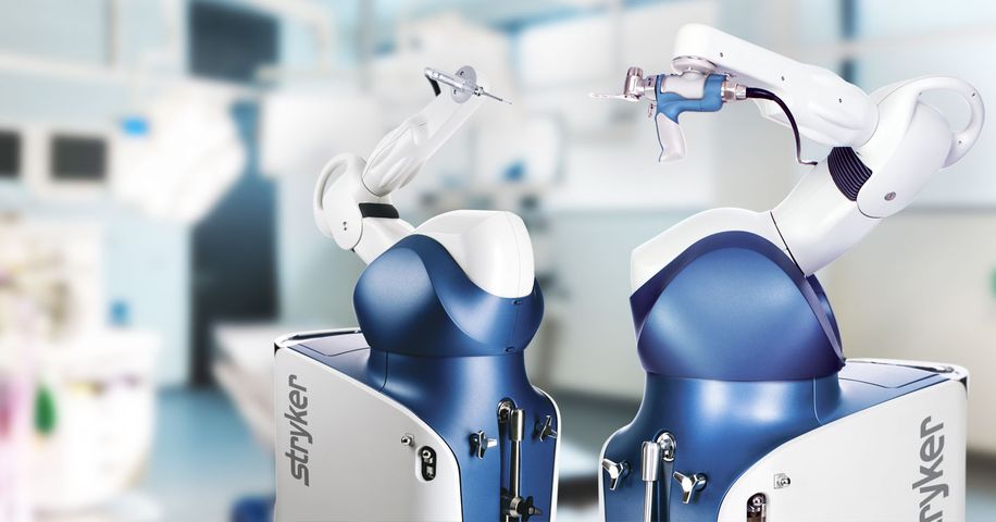 Congratulations to Consultant Orthopaedic Surgeon James Berstock and his team who recently celebrated 100 Mako robot-assisted joint replacements at Sulis Hospital.

Find out more: sulishospital.com/about-us/news/…

#SulisHospital #KneeReplacement #HipReplacement #Bath #Orthopaedics