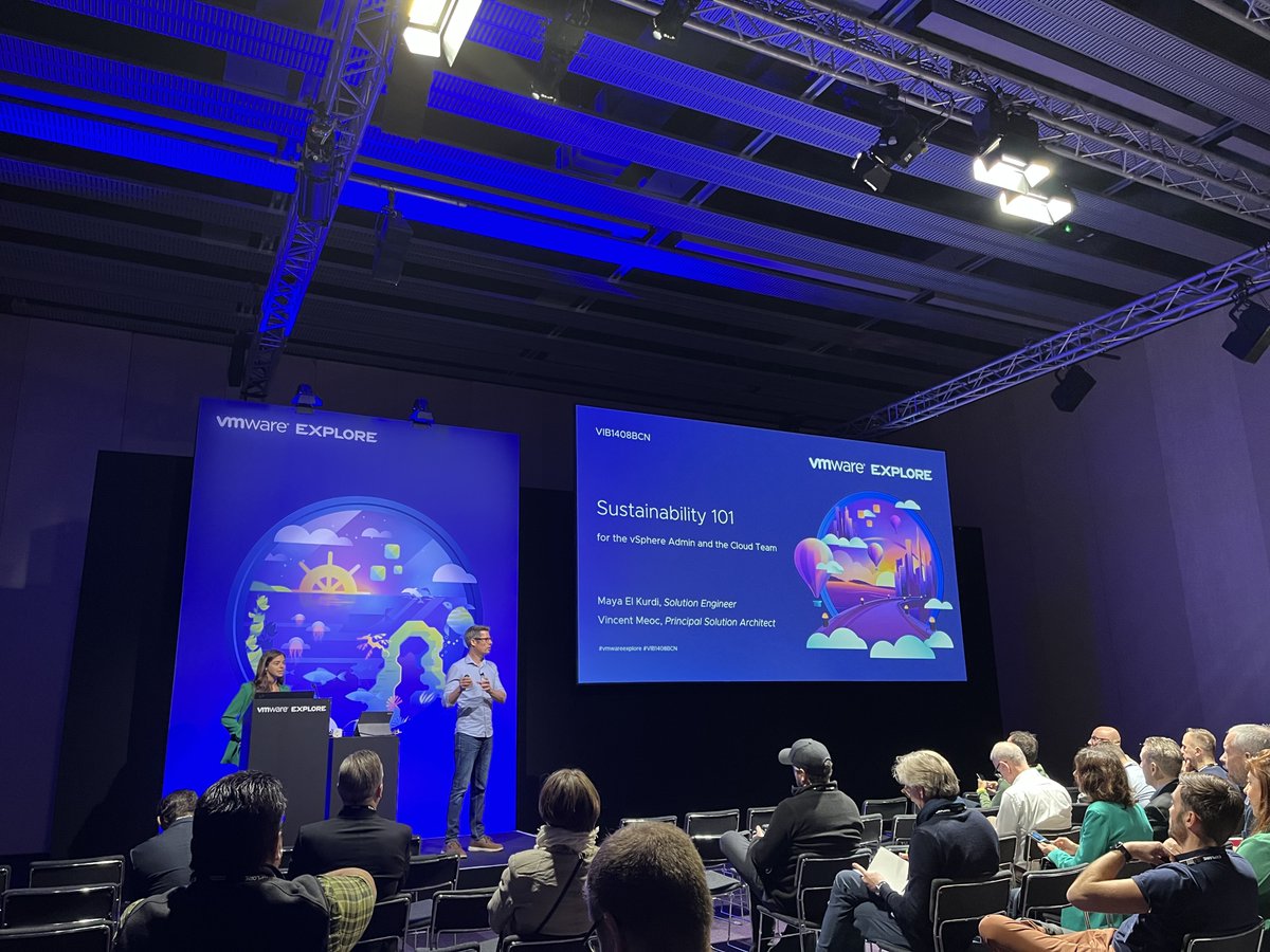 VMware France tweet media