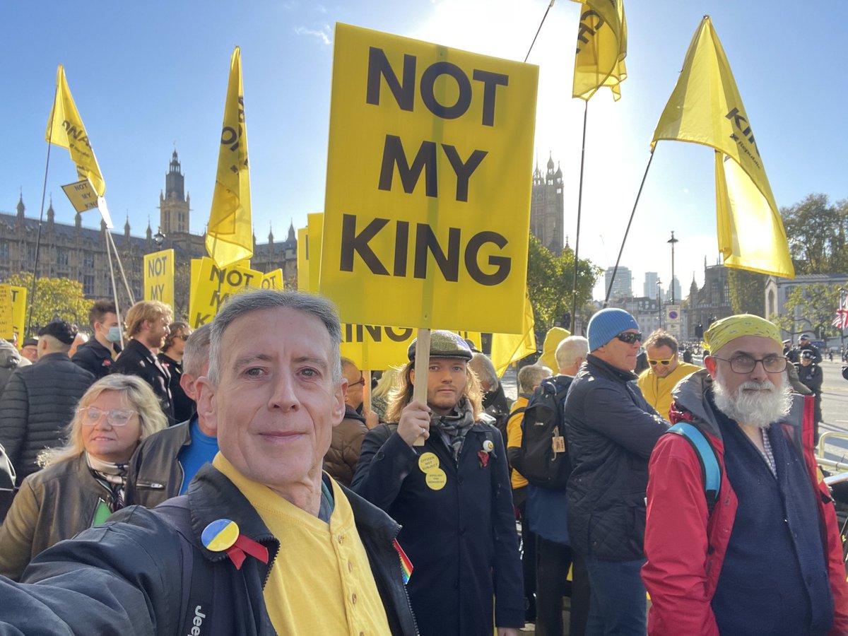 Today we protested the unelected Head of State #KingCharles opening our elected Parliament Royals are a 'monstrous carbuncle' on democracy. They symbolise privilege & inequality 23 palaces & luxury residences. 700 servants. Personal wealth £2+ billion @RepublicStaff #NotMyKing