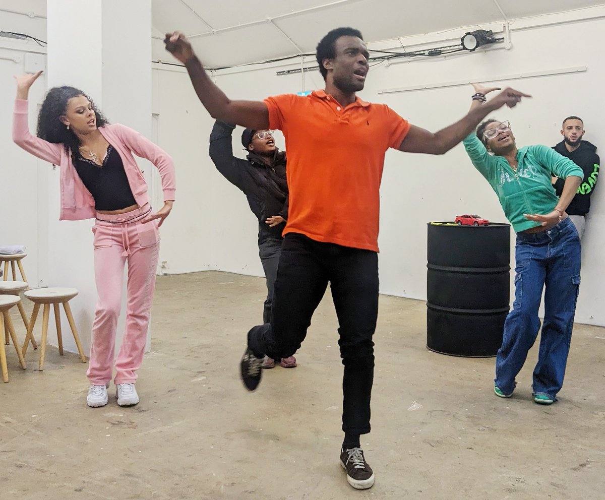 BigHouseTheatre's tweet photo. Things are getting REAL hot in the rehearsal room this week, check out these snaps of our cast 🔥🔥
The Realness opens next Wednesday, so be sure to get your tickets now before they sell-out: https://t.co/pKDFPJ2wg1
#TheRealness #LondonTheatre #offwestend ✨ https://t.co/toBWbYDIkU