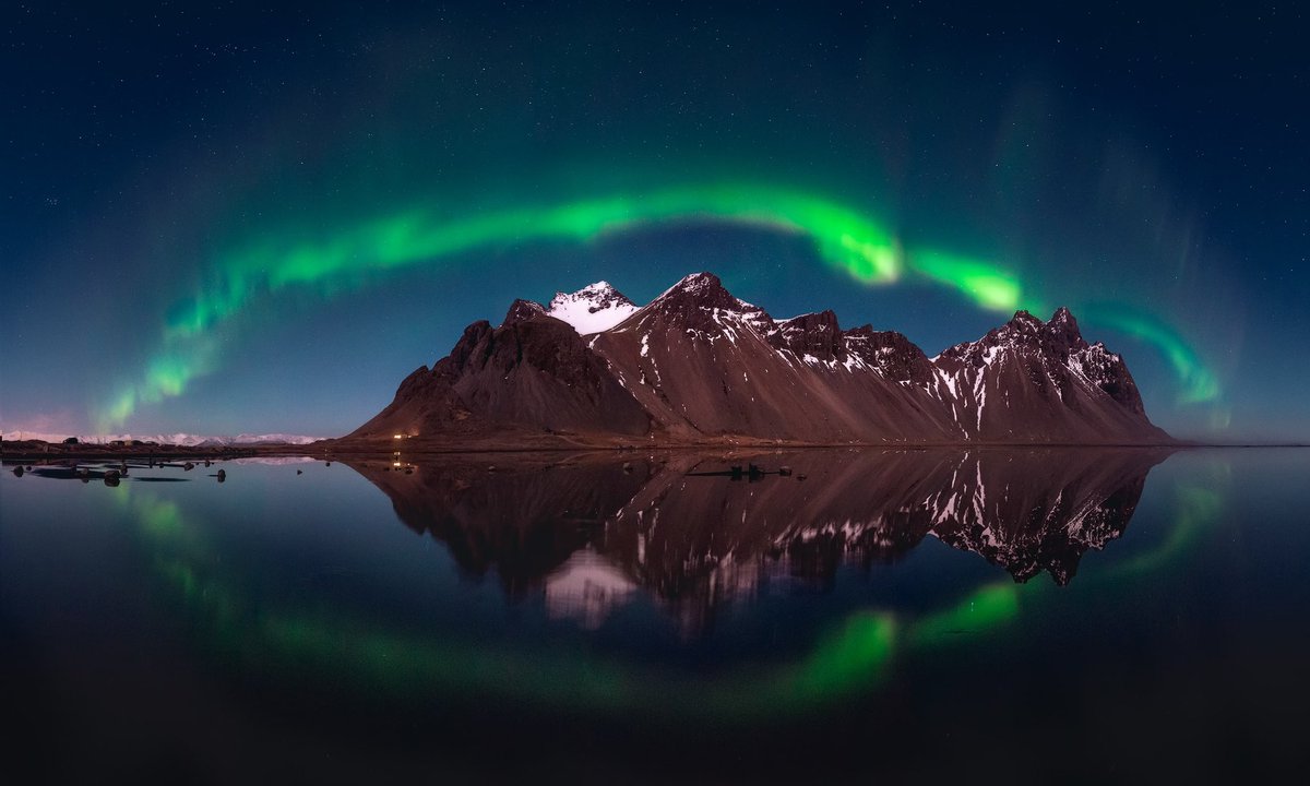 danielvgphoto's tweet photo. Como parece que gustaron las fotografías de ayer de Auroras, os dejo otras cuatro, las tres primeras de Islandia 🇮🇸 y la última de Canada 🇨🇦

Buen Martes!! ✌️✌️ https://t.co/DlHcJXHz85