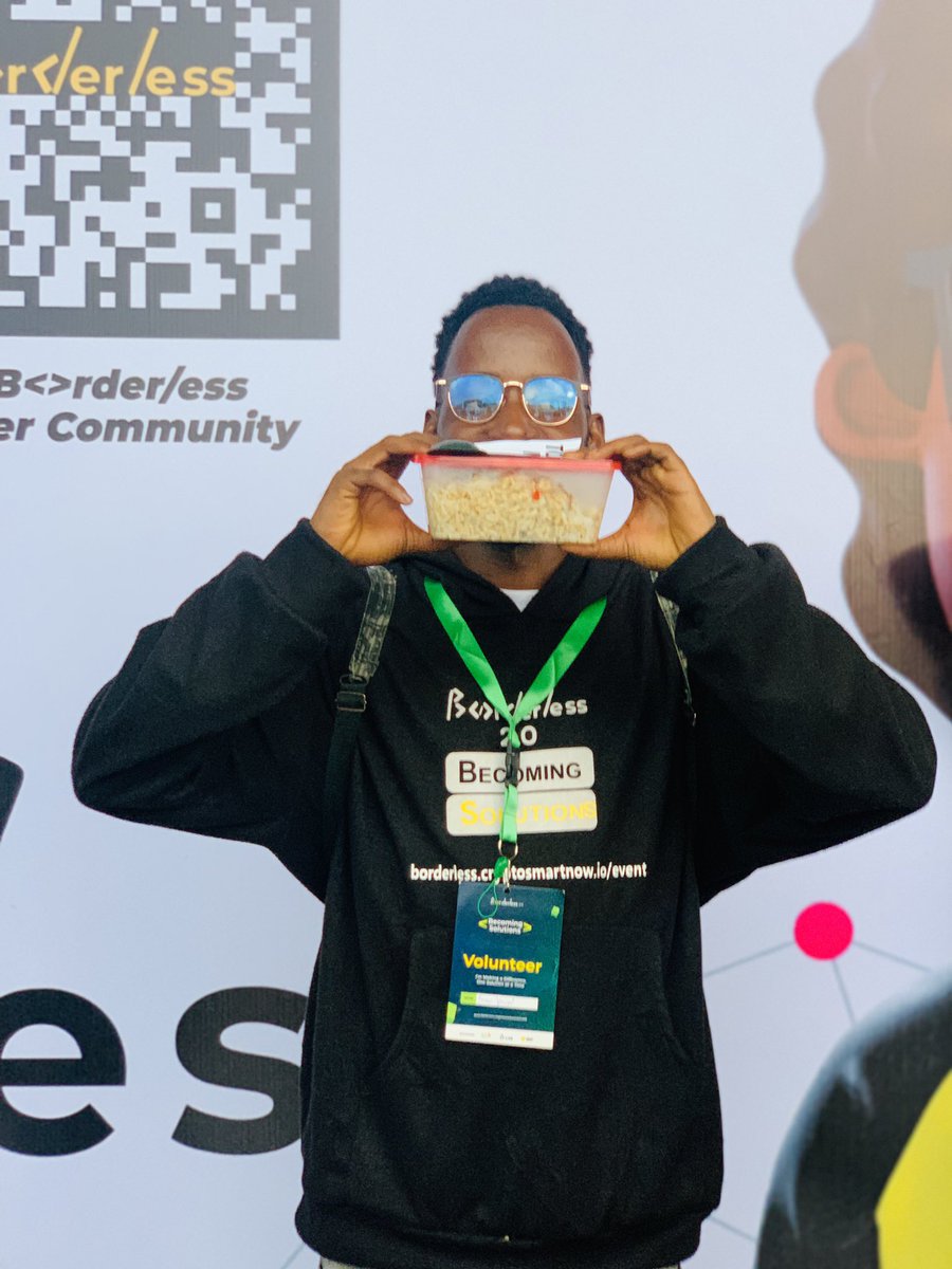 ekelemefavour1's tweet photo. The only pictures I took at Borderless2.0 because I was busy taking pictures of other people 😂
#cryptosmart
#borderless20
#becomingsolutions https://t.co/4LqvLmYaNC
