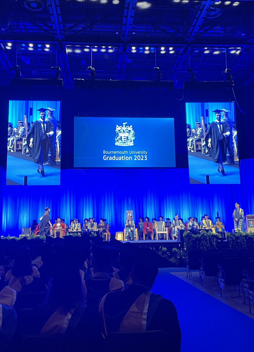 robafcb's tweet photo. Delighted to attend @bournemouthuni Graduation Ceremony. Congratulations to all the Business School students graduating today. #BUProud https://t.co/S35jQKVzKj