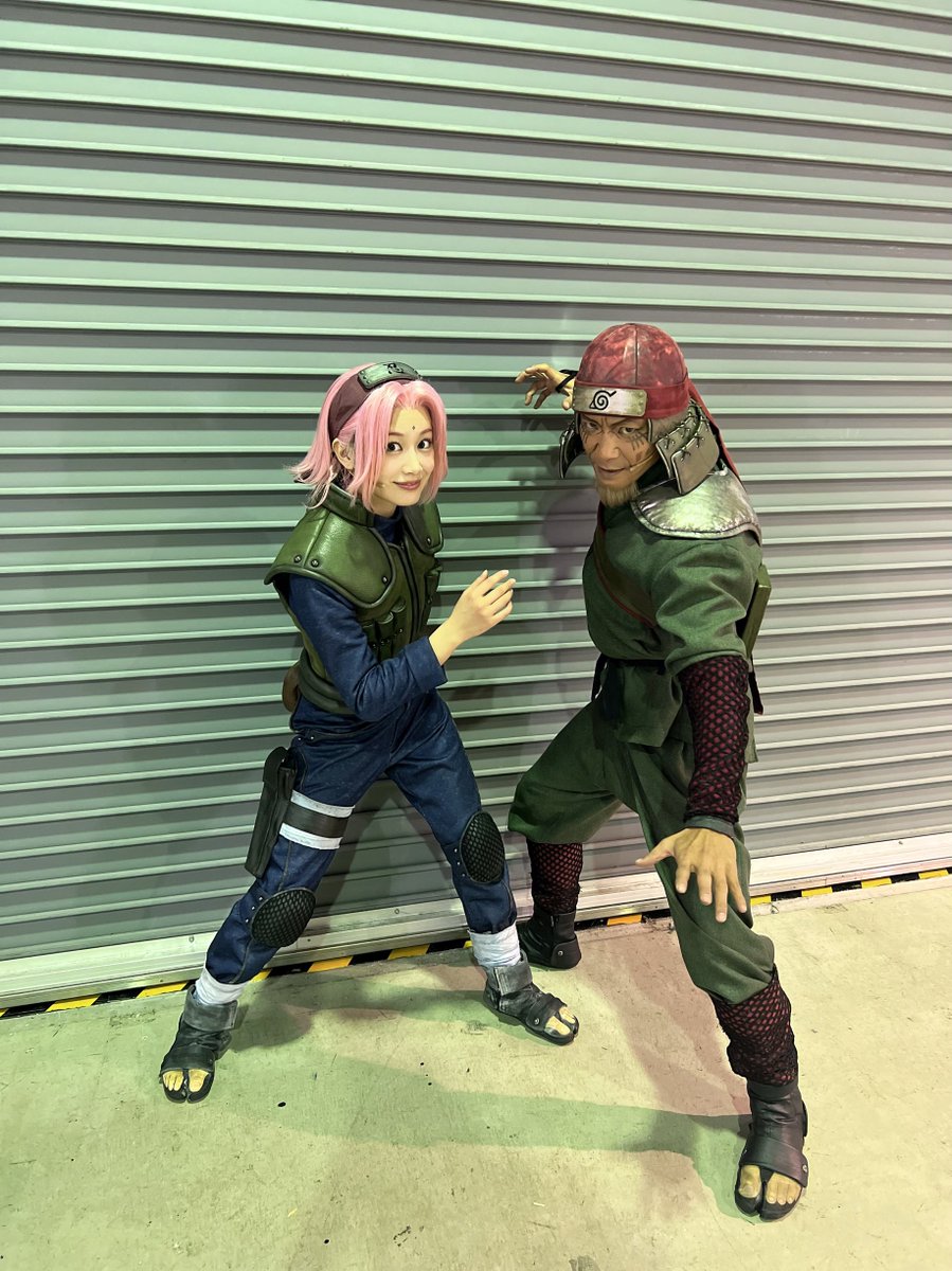 itoyui0426's tweet photo. #舞台NARUTO 

成長した姿でまた三代目火影様に
お会いする事が出来て嬉しい…！🌸✨

塚さんには稽古場から殺陣の事を
ずっと教えていただいていました👊🏻
本番中も殺陣のシーンは舞台袖から
みんなの事を見守っていた塚さん😌

バキバキに動いてる火影様、
カッコよかった〜！！ https://t.co/Hy7XPPylwm