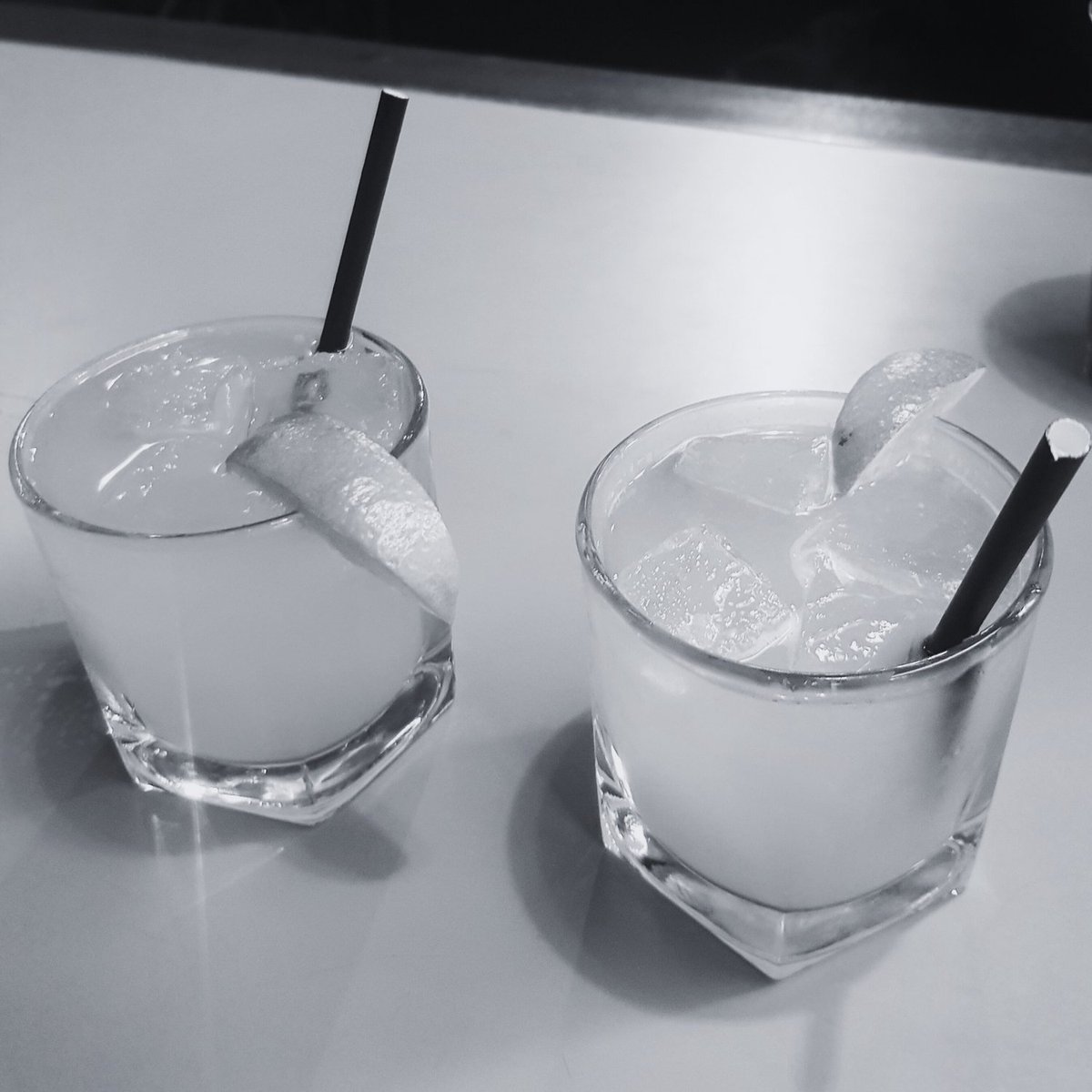 jonathanphills's tweet photo. 2-for-1 cocktails 🍸😊

#nottingham #cocktails #fiveaday #trainee #counsellor #counsellingstudent #psychotherapist #therapist #psychologystudent #TherapistTwitter https://t.co/XGgmK7drhw