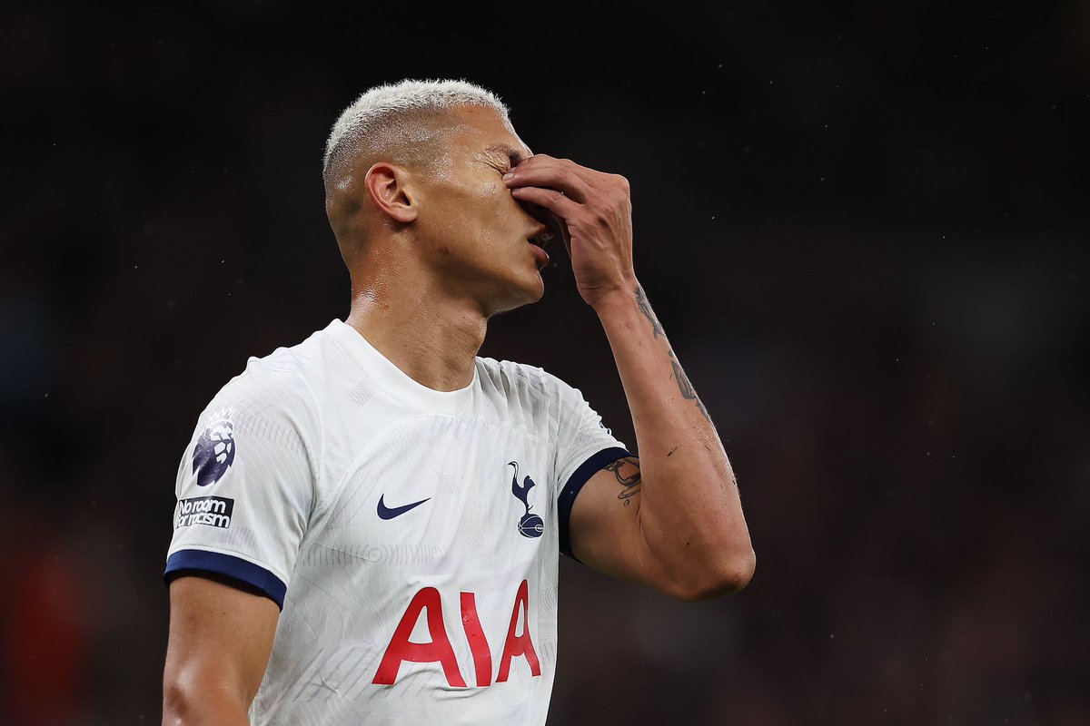 FabrizioRomano's tweet photo. 🚨⚪️ Richarlison has confirmed he is set for surgery on a long-term issue with his pubic bone.

“The last few months haven’t been easy for me... I’ve had health problems. I’ve already spoken to the  doctors and soon I will do surgery on my pubis”.

“I think it’s time to rest”. https://t.co/nWviq928I7