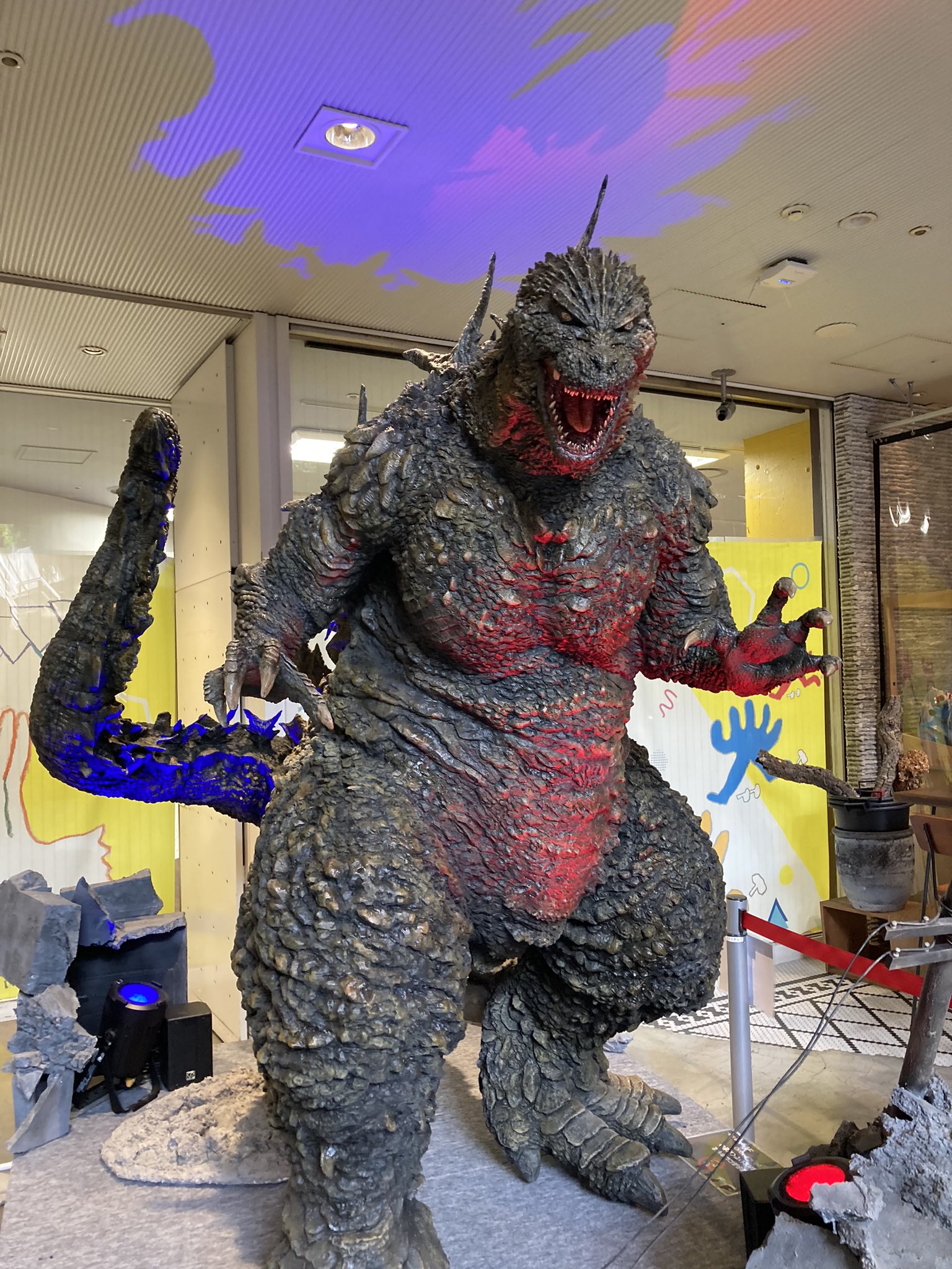 Amazon.com: ゴジラで負けてスパイダーマンで勝つ: わがソニー