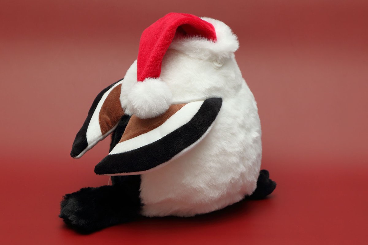 ニトリ（デコホーム）にいたシマエナガ。クリスマス用のオーナメント