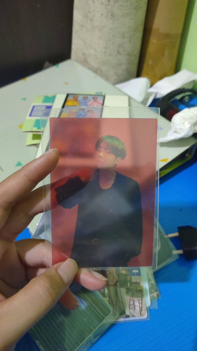 winterbear95L's tweet photo. Hallo, boleh bantu jawab gaa ? Harga pasaran nya skrg brpa yaa ada yg tau ? Jualin barang temen 
#WTA #WTB #WTs #BTS #ddaycalendar https://t.co/BKYT7ZJyHK