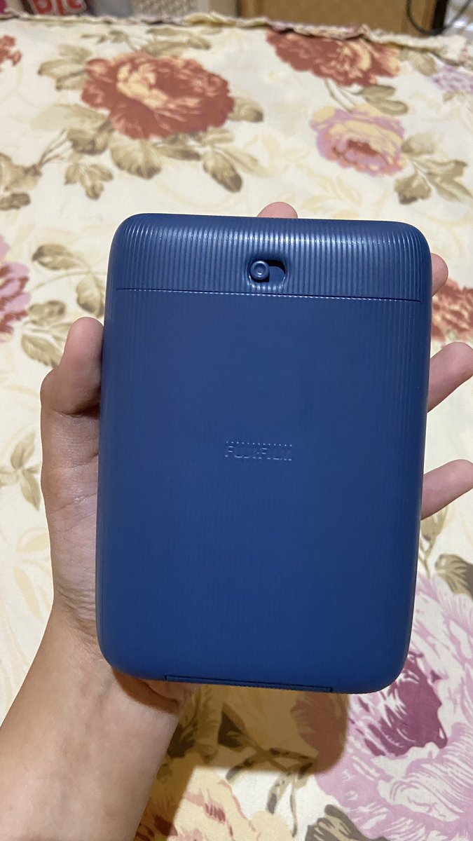notforur's tweet photo. WTS / For Sale Instax Mini Link 1 Blue🪻
📷Printer Lengkap (Buku Panduan, Box, Charger, Garansi)
✨FREE✨ Mini Link Leather Case Soft Pink
✅No Minus
💵Rp 1.000.000
🍑Bisa oren
#zonauang #preloved #wts https://t.co/Bon7X6BNNV