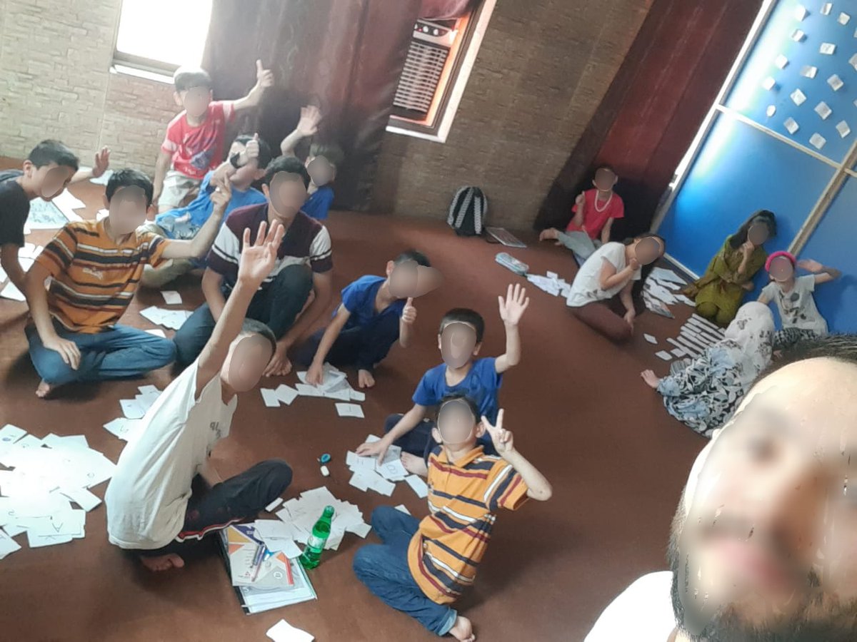 AtRiskTeachers's tweet photo. No furniture, No whiteboard... No problem. Resourceful Afghan teachers stuck in Pakistan turned a hotel lobby into a makeshift classroom. Displaced Afghans have had no access to education since the Taliabn took power in 2021. Let's get them to safety. @RishiSunak #AtRiskTeachers https://t.co/ZqPi8Gl0f0