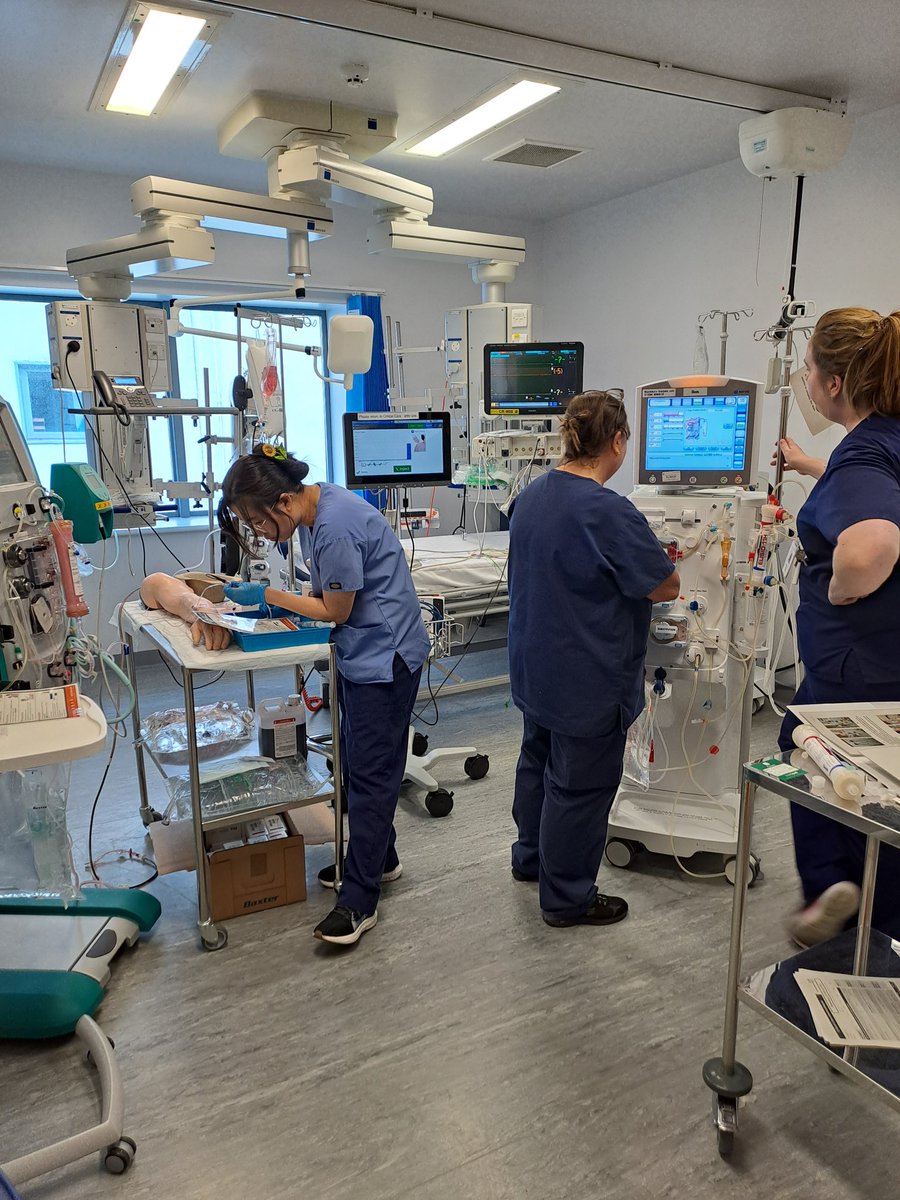 Lidco calibration and Nirpo dialysis work stations in full swing! Opportunity for staff to practice 'hands on' skills, without risk to patients 😊