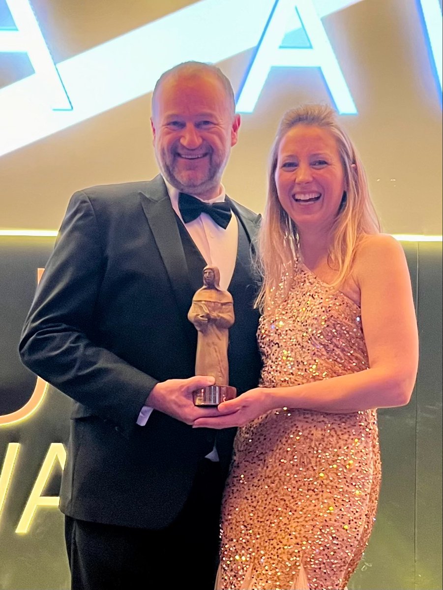 AutoEntry tweet media