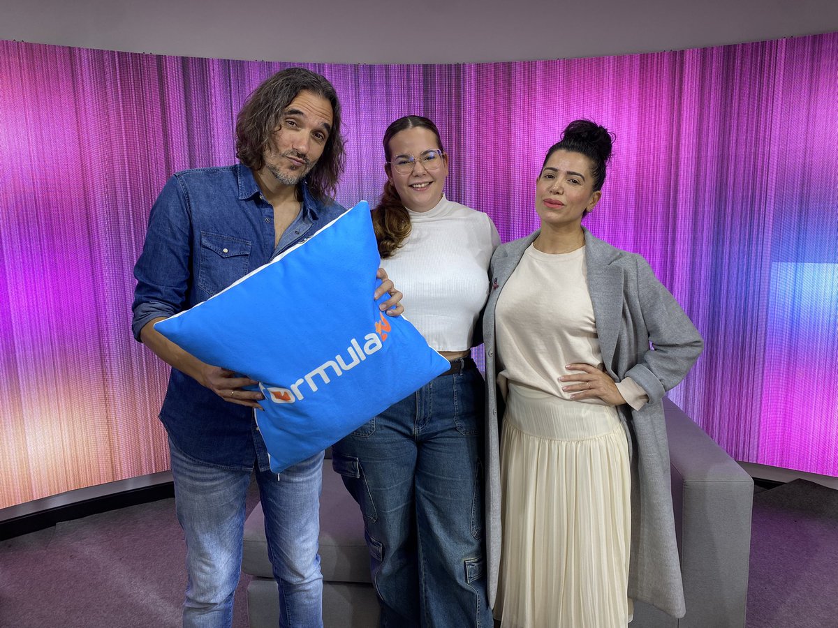Qué bonita entrevista nos hizo Almudena Lizana para <a href="/FormulaTV/">FormulaTV</a> . Gracias por tratarnos tan bien! Os dejamos el link por aquí para que podáis verla completa

youtu.be/KQVZC3ZKsXE?si…