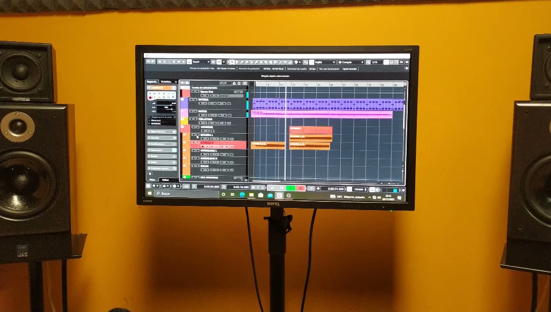 KITARSHOKAK's tweet image. Kitarshokaken kitarra ikasteko beste era bat: grabaketen bitartez

Otro modo de aprender a tocar la guitarra en Kitarshokak: mediante la grabación 

Other way to learning to play guitar in Kitarshokak: through recording

#guitarraelectrica #kitarraklaseak #guitarlearning #guitar
