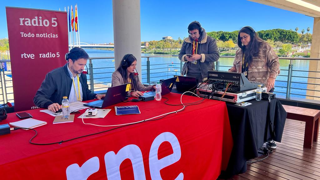 Paloma Jara tweet media