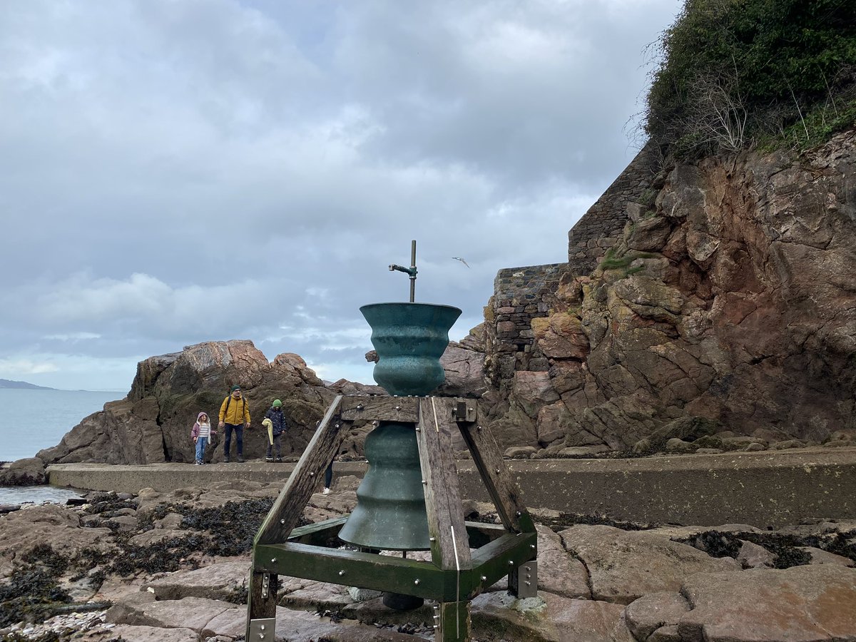 Brixham Time & Tide Bell (@belltidebrixham) on Twitter photo Good news ..The missing clanger from our #Brixham #TimeandTideBell will soon be replaced ..a new one is thankfully currently being forged by artist #Marcus Vergette .. we owe him a huge thank you !! <a href="/Brixham/">Brixham</a> <a href="/brixhamtc/">Brixham Town Council</a> <a href="/BrixhamChamber/">Brixham Chamber</a> <a href="/lovebrixham/">❤LoveBrixham</a> Good news ..The missing clanger from our #Brixham #TimeandTideBell will soon be replaced ..a new one is thankfully currently being forged by artist #Marcus Vergette .. we owe him a huge thank you !! <a href="/Brixham/">Brixham</a> <a href="/brixhamtc/">Brixham Town Council</a> <a href="/BrixhamChamber/">Brixham Chamber</a> <a href="/lovebrixham/">❤LoveBrixham</a>