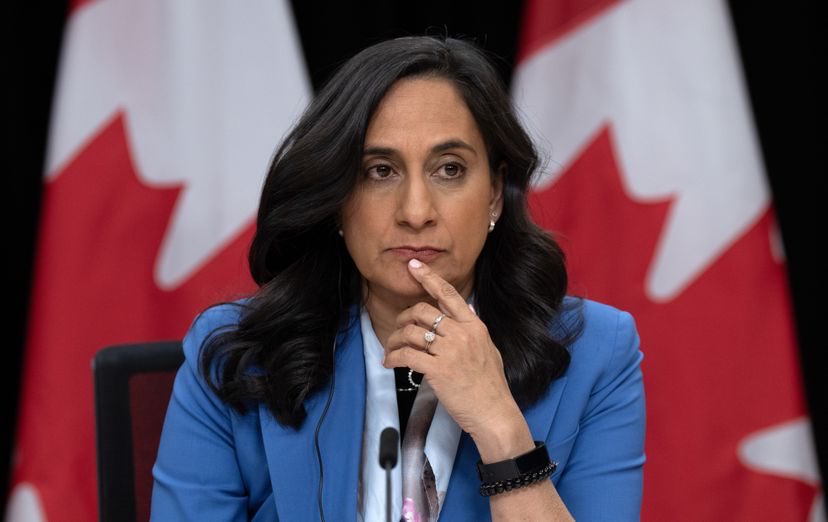 Ottawa paid nearly $670,000 for KPMG’s advice on cutting consultant costs #cdnpoli  theglobeandmail.com/politics/artic…