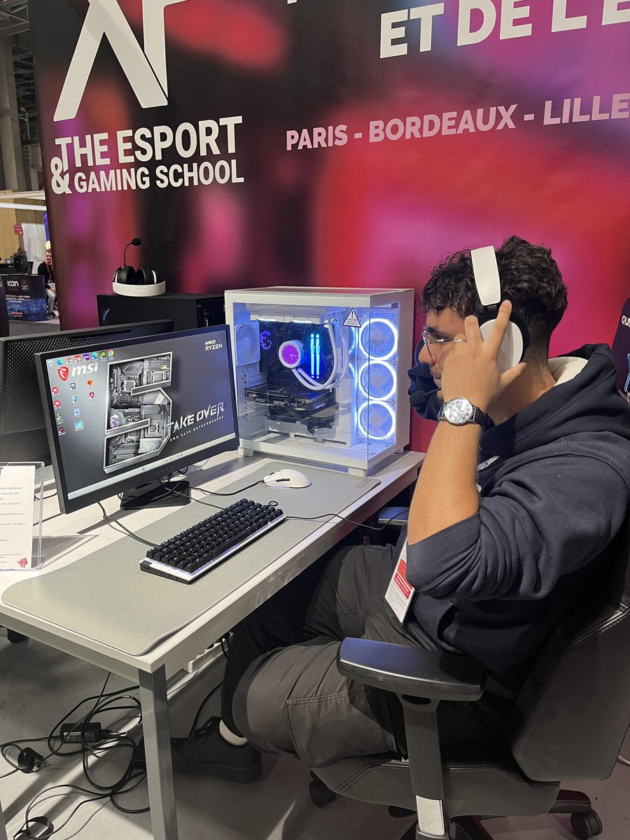 GameChangeOff's tweet photo. [MINI THREAD]

Game Change était présent à la
PGW 🎮

Merci @xpschool pour toutes ces opportunités ! 😁

1/2 https://t.co/4VvoX0FE47