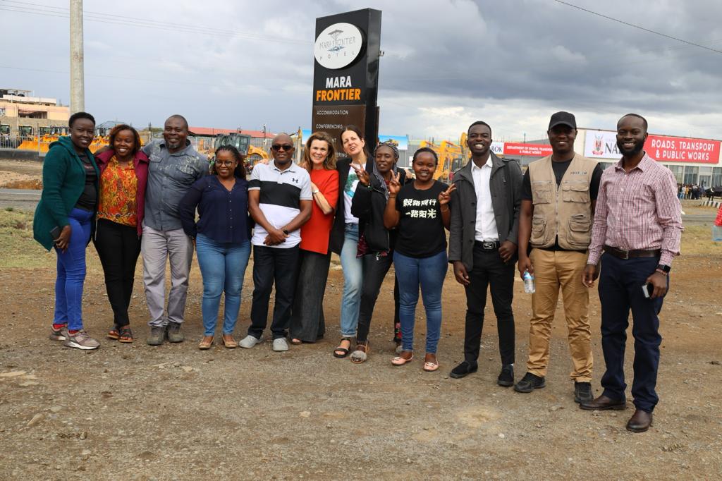 Restore Africa (Kenya) Comms Training Workshop hit off in Narok County! The team reviewed the Comms plan and discussed strategies to boost the project's visibility. We captured the amazing process thru BTS. Thanks to @EverGreeningA & @WorldVisionKE for making it all possible.