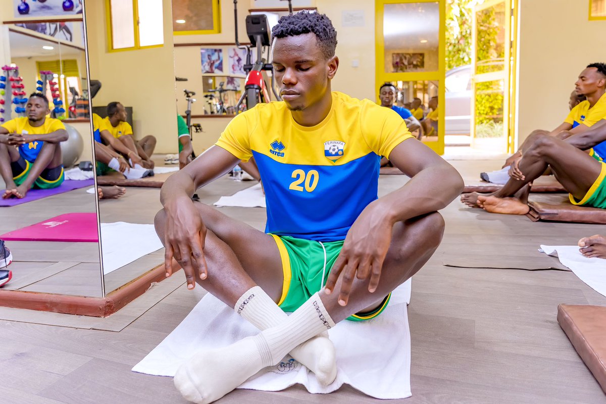 FERWAFA's tweet photo. Today morning training,a great complement for athletic training,focused on stretching, breathing, balance &amp; control of the emotional stresses. Thanks to @livewellrwanda for the yoga session as  it will help players to reduce stress, increase focus,and relieve tension.
#Amavubi https://t.co/2j1m4Iag8V