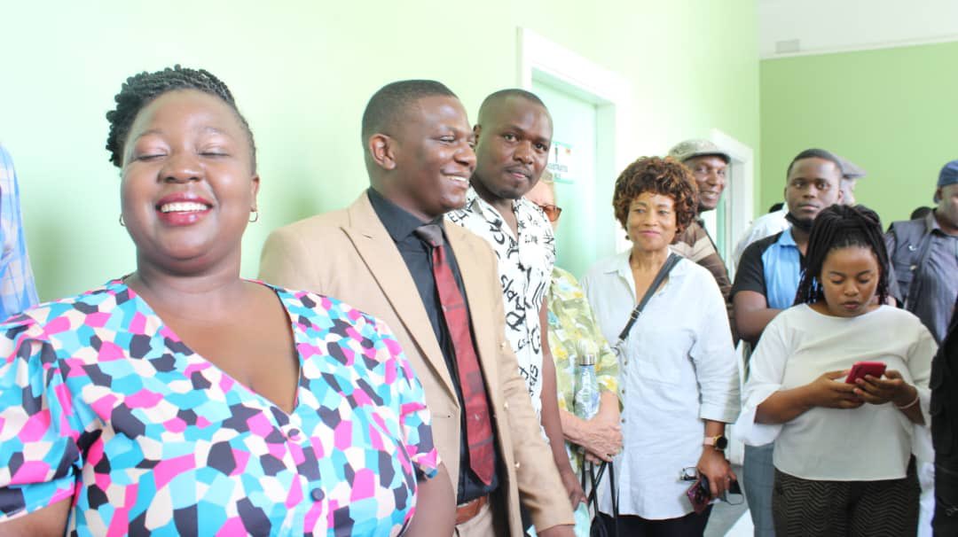 pashor_sibanda's tweet photo. We have successfully filed our nomination papers in Bulawayo as candidates for the people’s movement @CCCZimbabwe led by President @nelsonchamisa 

9 December Siyaya!!

Asinavalo, Asijiki, Sikumbambile!! https://t.co/OzrfQ3jve6
