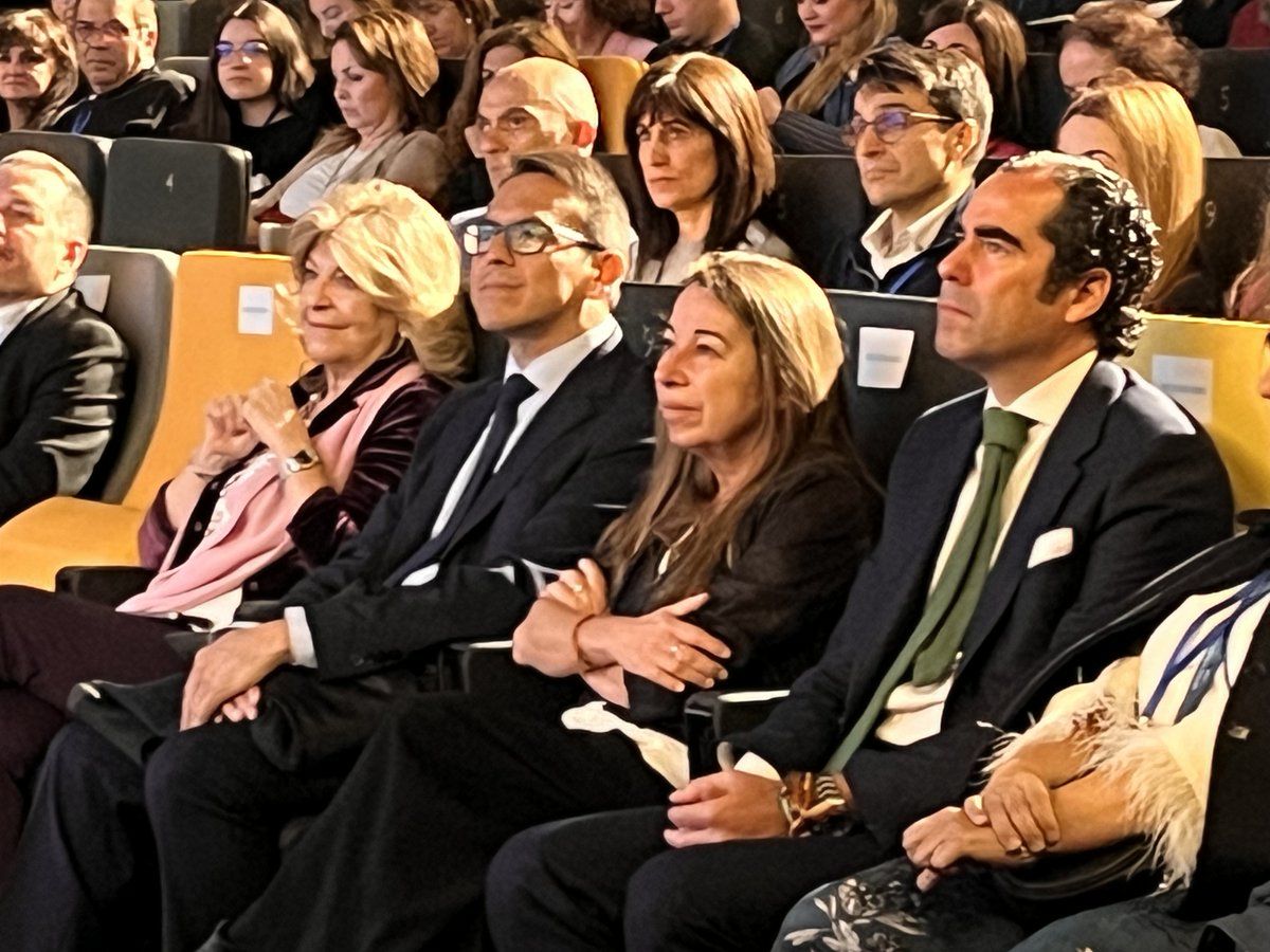 El X Congreso de Innovación Pública se celebra hoy y mañana en el centro municipal La Nave de la mano de Madrid Talento ejemplo de innovación. Villaverde mañana presenta el Plan Integral de Convivencia (PIC) y ARTriCs en #NovaGob2023 #avanzavillaverde