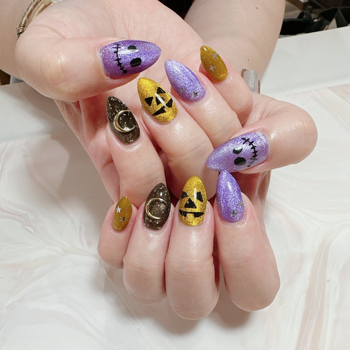 ppp704's tweet photo. 最近のネイル💅 https://t.co/PIoV5fSXs4