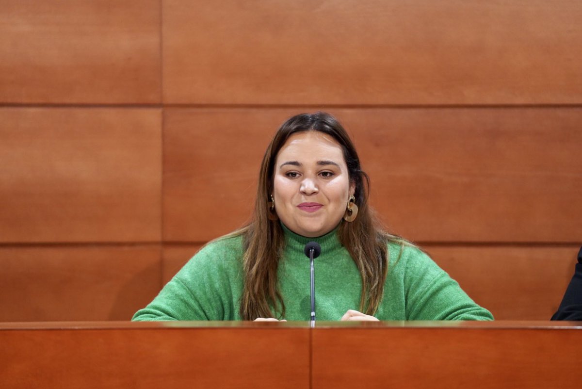 El Banco de Iniciativas Juveniles ofrece nueve talleres gratuitos, mientras que el programa de Jóvenes y Naturaleza oferta tres actividades de ocio deportivo. Más información👉 acortar.link/J8ONQn