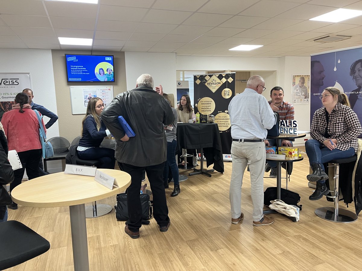 SEMAINE DES MÉTIERS DE L'AGROALIMENTAIRE : Pôle emploi St-Etienne Technopole accueille entreprises et demandeurs d’emploi pour la découverte de ce secteur, avec des postes à la clef !
⁦<a href="/groupe_lactalis/">Lactalis</a>⁩ ⁦<a href="/poleagro42/">Pôle Agro 42</a>⁩ ⁦<a href="/Revillon/">Revillon</a>⁩ <a href="/Weiss/">Evan Weiss</a> <a href="/BVF/">bvf</a> ⁦<a href="/AdeccoFrance/">Adecco France</a>⁩