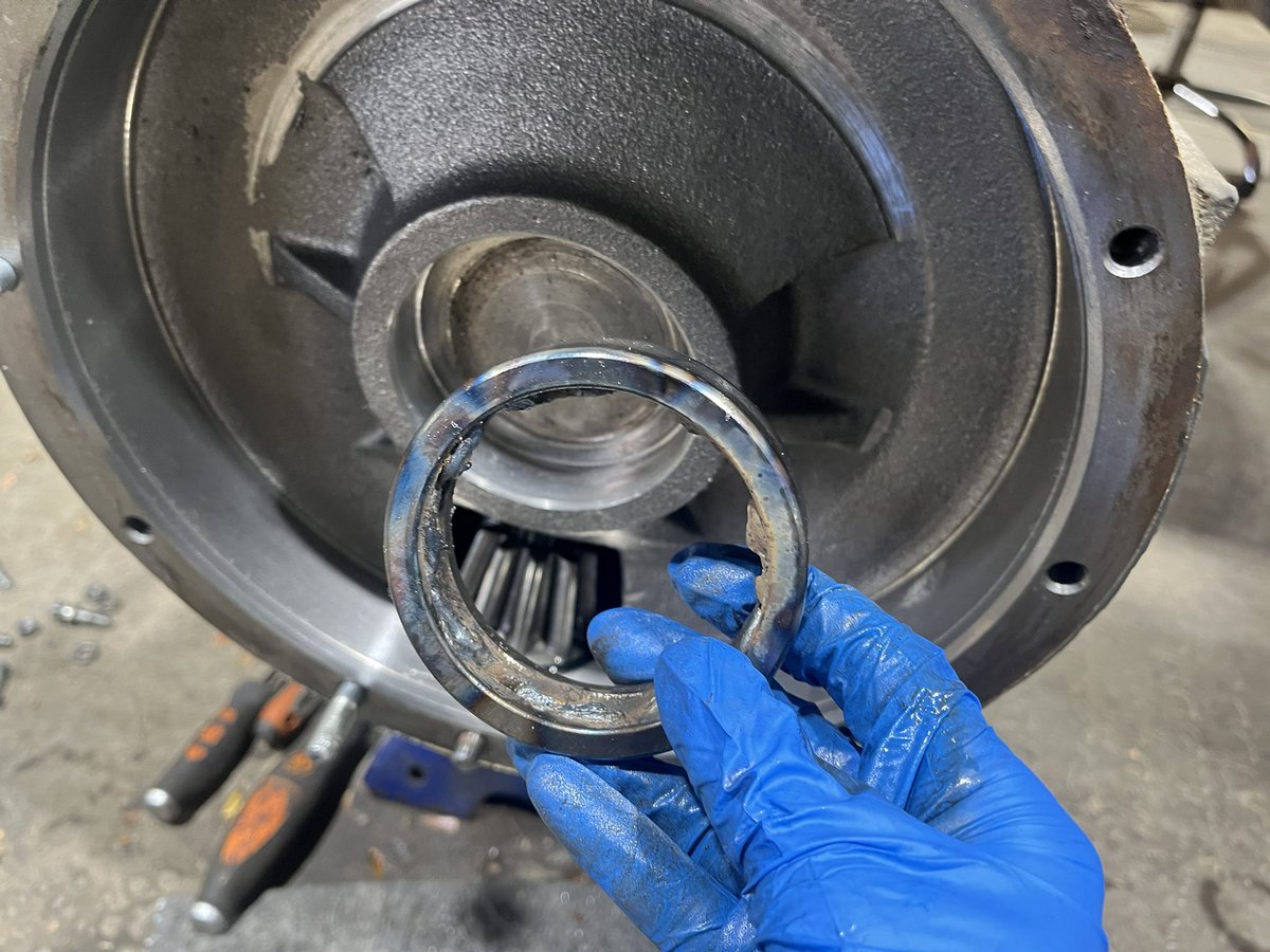 jaydotseedot's tweet photo. When the outside race is stuck. Fire up the welder and run a bead to shrink the race when it cools. Don’t forget to turn on your shielding gas like I did this morning. 😴 https://t.co/kdlA4o5F5l