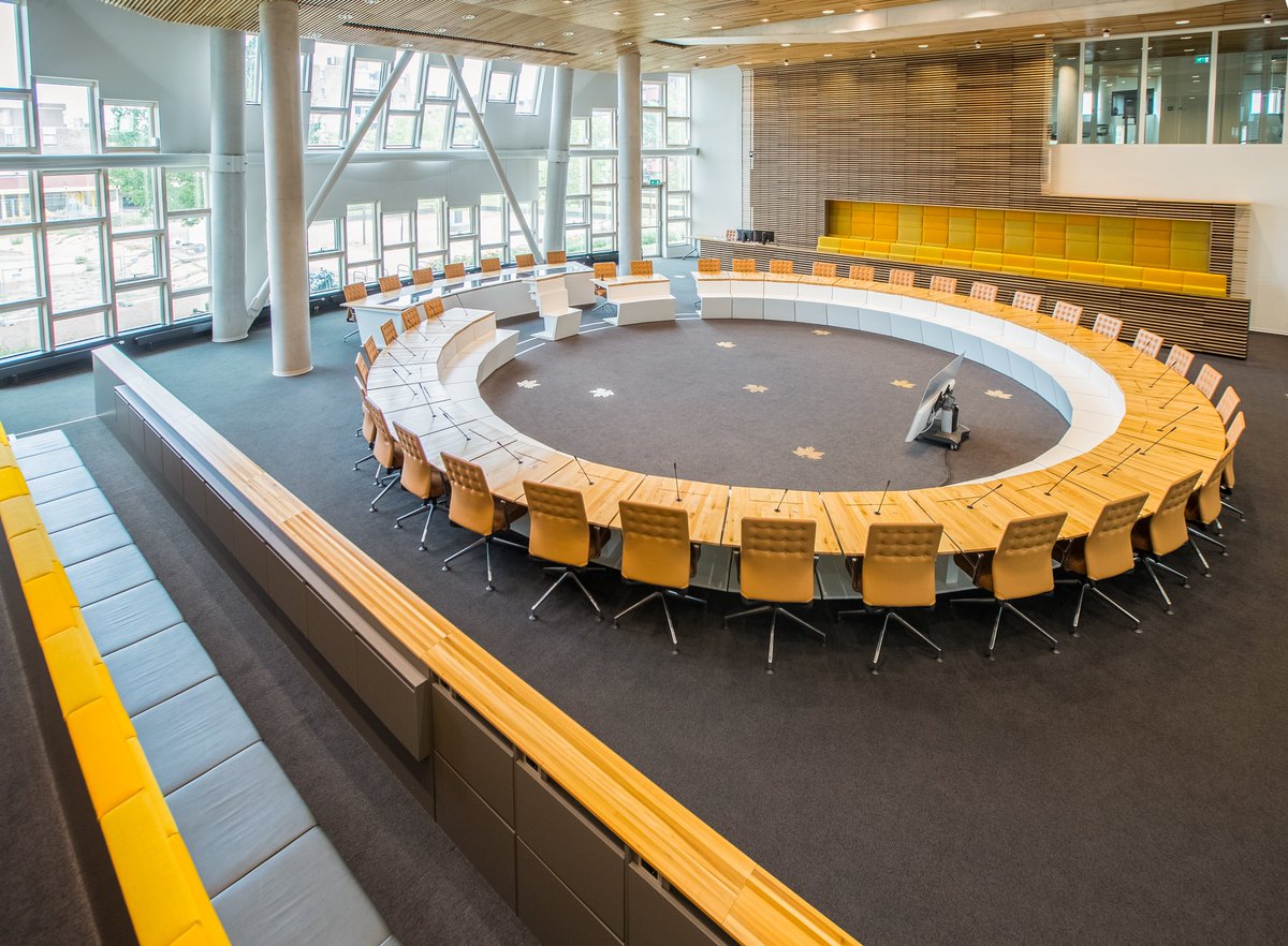 Vergadering begint om 16 u! Met in deel 1 de benoeming van Alwin Mussche als nieuwe wethouder. Pauze: 17.30 - 18.30 uur. Om 18.30 uur begint de begrotingsvergadering. Welkom in het gemeentehuis en online hardenberg.raadsinformatie.nl/live
#raadhbg #hardenberg