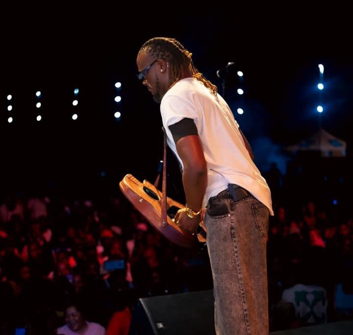 Hrs later after the cuking,I am still me! &amp; my point still remains the same J.P &amp; Hly 10 are Goats 🐐! undeniable! 

Ehe kunemamwe ma goats evamwe,but if I am to categorize GOATS Jah PRAYZAH &amp;Holy are He GOATs whilst your GOATS are She GOATs!

After cooking 🥘 tell me, am hungry!