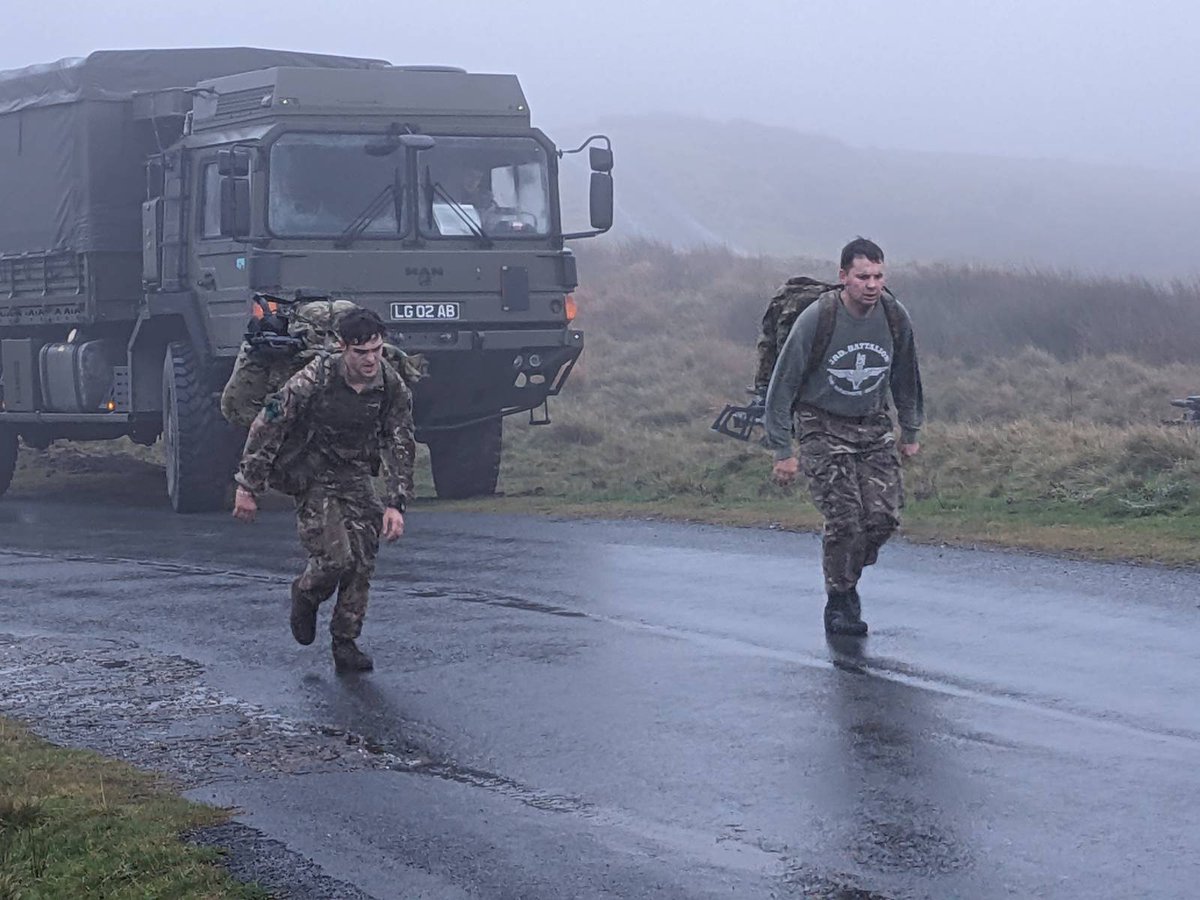 TheParachuteRegiment tweet media