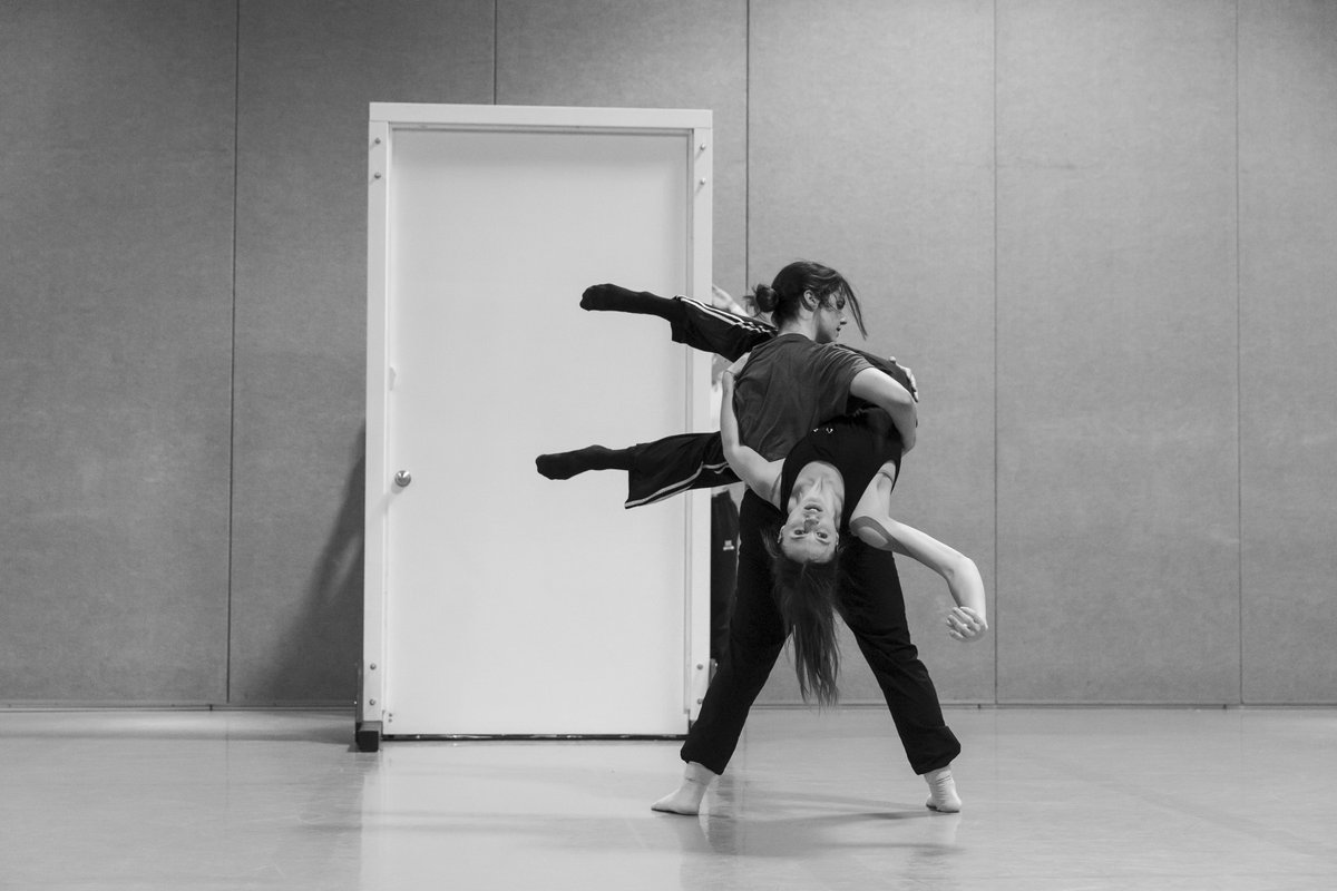 proartedanza's tweet photo. "Night Shadows" by award-winning choreographers Robert Glumbek and Roberto Campanella
08-11 NOV 2023 - 8 PM
Fleck Dance Theatre – 207 Queens Quay West, Toronto
Tickets: (416) 973-4000 or at https://t.co/qq4Fxmu8iB

Photography by Aleksandar Antonijevic @asquaredphoto https://t.co/nqLYbNRbcs