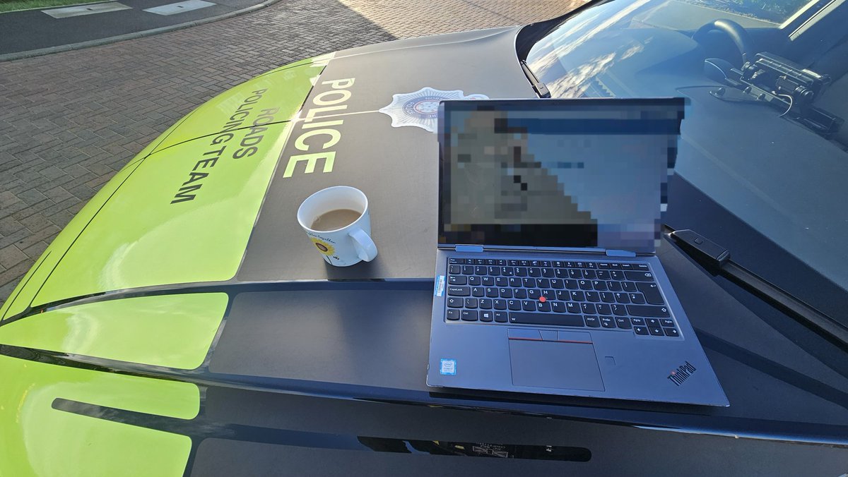 First job this morning 🚔
Tracking and locating a stolen vehicle ✅️ this was taken 7 hours earlier and recovered parked up. A good result for the owner.

The locals furnished us with a tea whilst we carried out actions for the victim ☕️👌
#agileworking