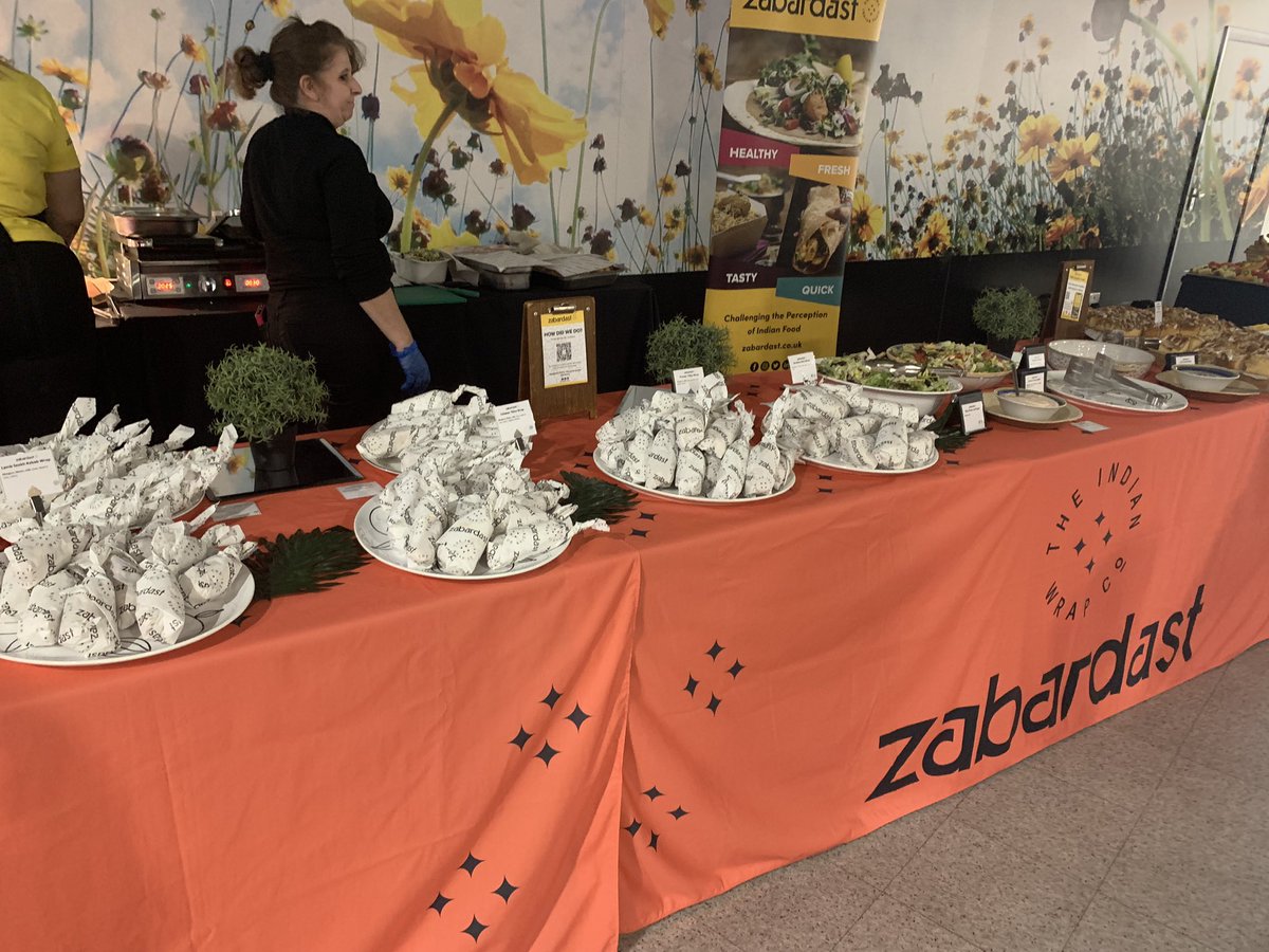 Our morning sessions have come to an end and we are about to head off for some lunch catered by the fantastic  <a href="/Zabardastwraps/">Zabardast</a>! 🌯😋

#developcroydonconference