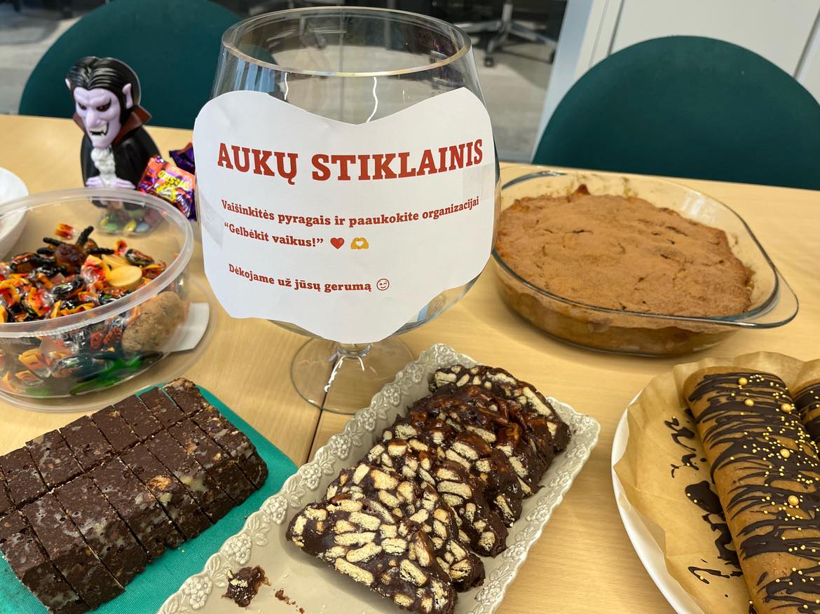 DocLogix's tweet image. Yesterday we had Cake and Kindness Day at DocLogix. 🍰🎂Our incredible team came together to bake not only delicious cakes, but also spread and share our kindness. We donated to the organization &quot;Gelbėkit vaikus!&quot; and DocLogix has multiplied fivefold the final sum💰💰💰