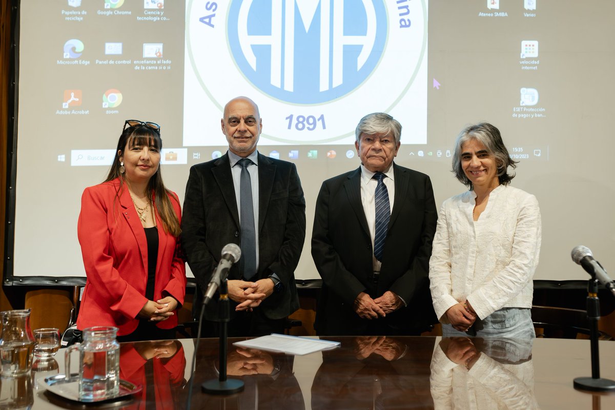 Se realizó en nuestra casa una nueva entrega del Premio Trasandino “Prof. Dr. Carlos Reussi, Maestro de los Andres” 

🏛️ El 30 de octubre la Asociación Médica Argentina y la Universidad de Valparaíso entregaron el "Premio Trasandino, Carlos Reussi Maestro de los Andes" 2023.